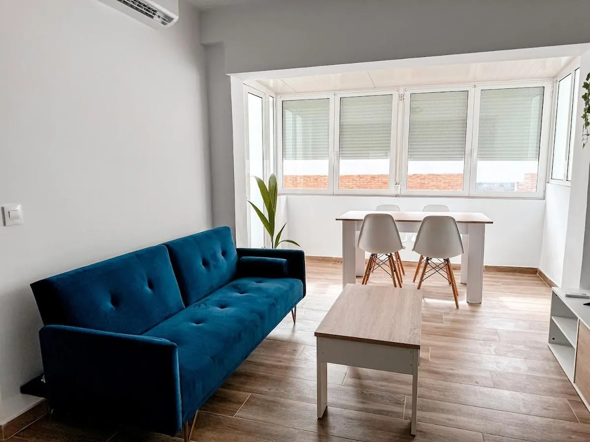 Coma-Ruga Central Beach Apartment